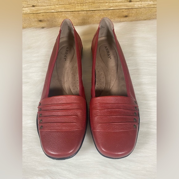 Array Willow Red Leather Size 9 M Slip-On Shoes Flats Loafers - Picture 2 of 10